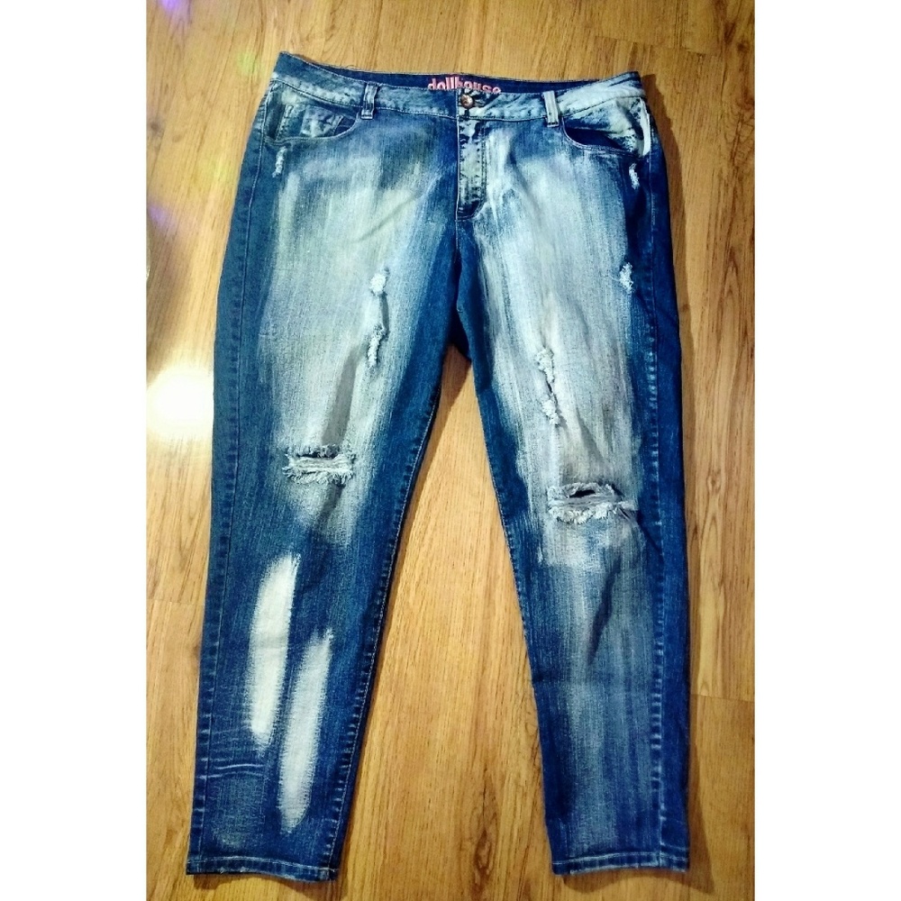 FINAL SALE 💥 DOLLHOUSE JEANS PLUS SIZE